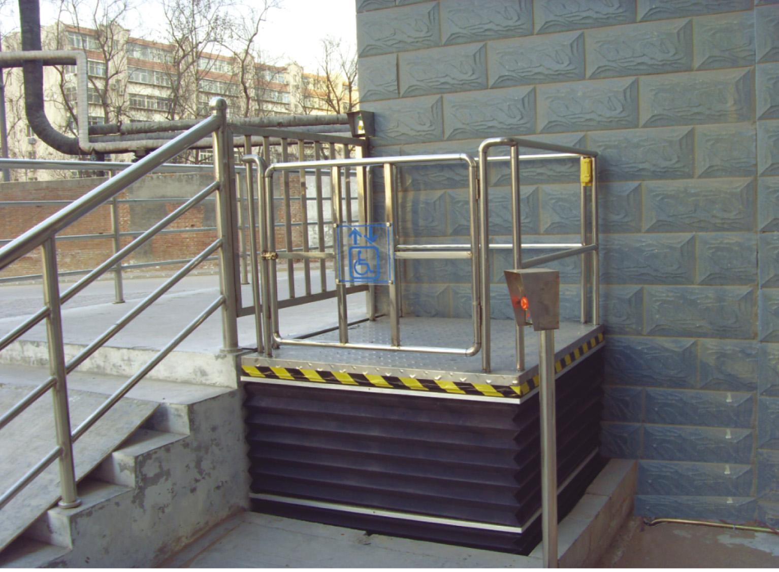 自主研發(fā)無障礙升降機(jī)上線